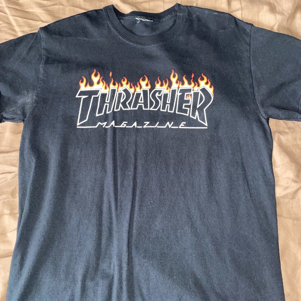 Black Skating Thrasher Shirt Medium
